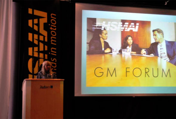 Toril Flåskjær ønsket velkommen til HSMAI GM Forum i Oslo onsdag 31. august 2011.