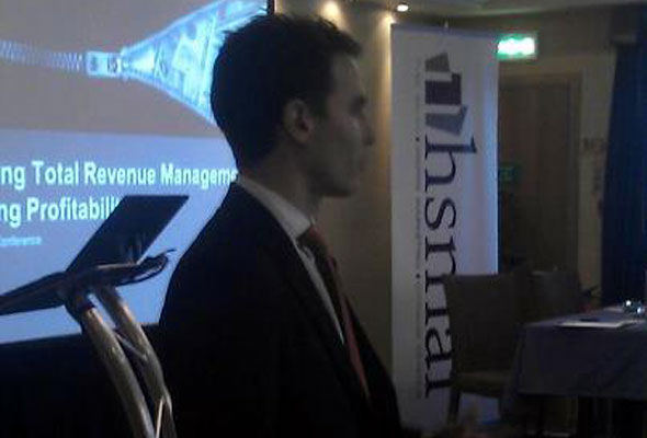 Thibaut Sellier, Coporate Revenue Manager, Kempinski Hotels under HSMAI Europes tredje årlige Revenue Management-konferanse i London torsdag 7. februar 2013.